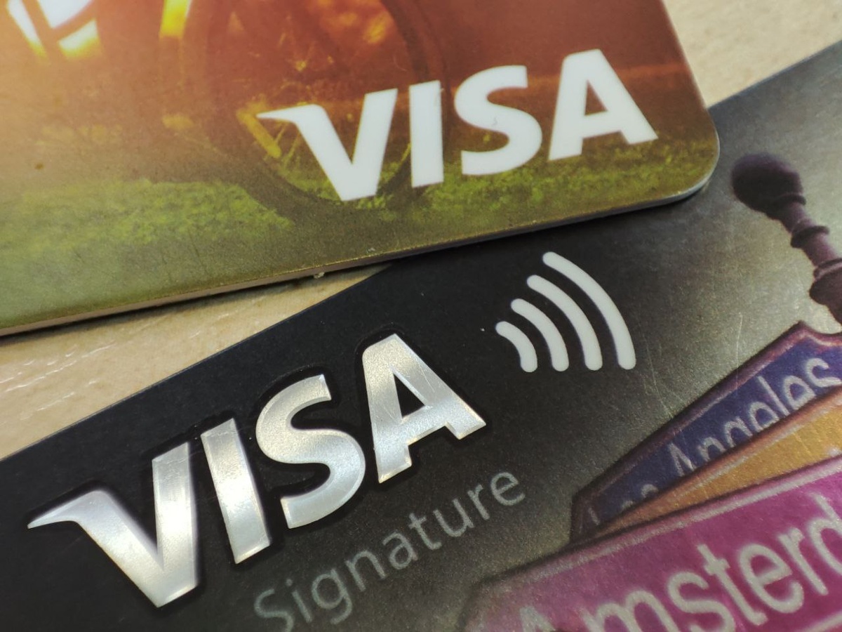 Visa потеряла $60 млн после ухода из России